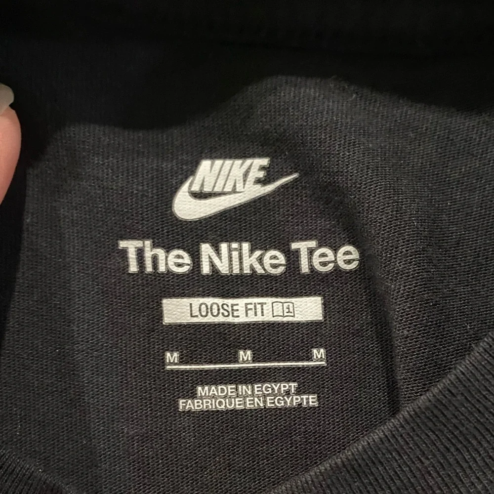 Nike long sleeve tee